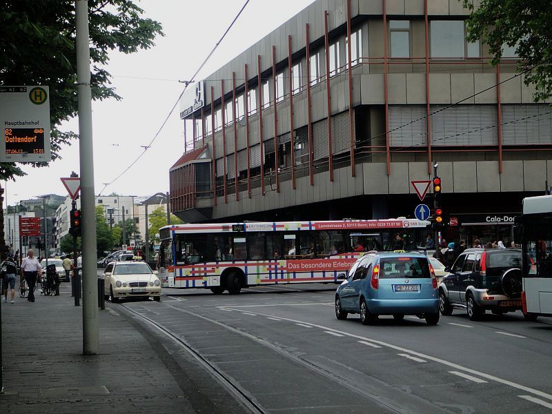 9803 als Linie 640 F�hrt durch die Wesselstra�e eine Umleitung zum ZOB