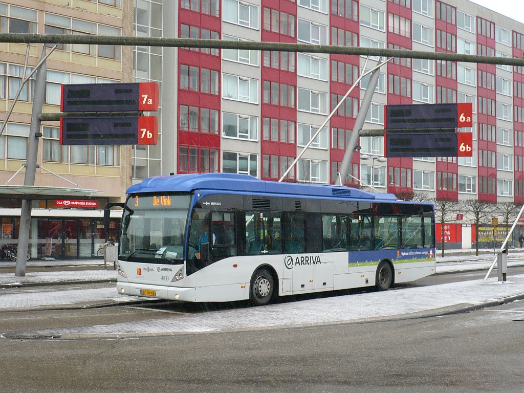 Arriva ex-Connexxion Bus 4833 Van Hool newA300 Hybrid. Stationsplein Leiden 20-01-2013.

Arriva ex-Connexxion bus 4833 Van Hool newA300 Hybrid. Stationsplein Leiden 20-01-2013.