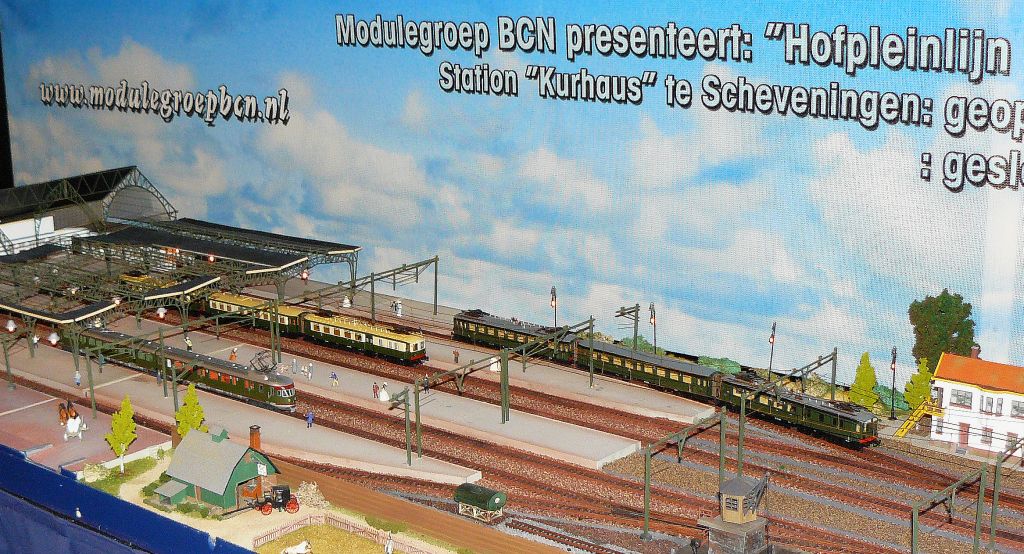 Bahnhof Scheveningen Masstab 1:87. Nederlandse Modelspoordagen, Rijswijk 10-12-2011.