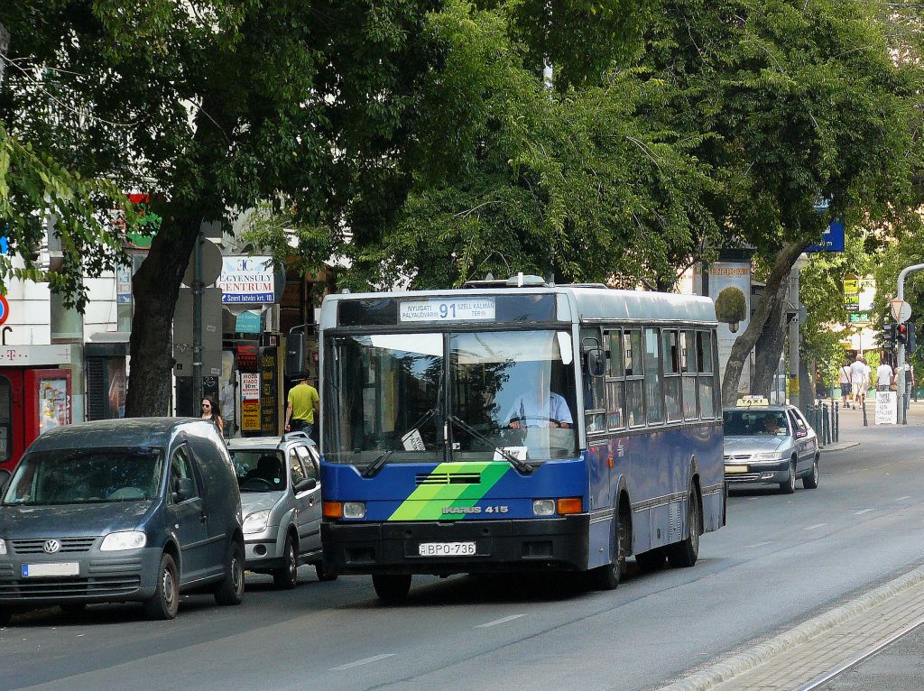 Bvk Ikarus 415. Szent Istvn Krt, Budapest 03-09-2011.