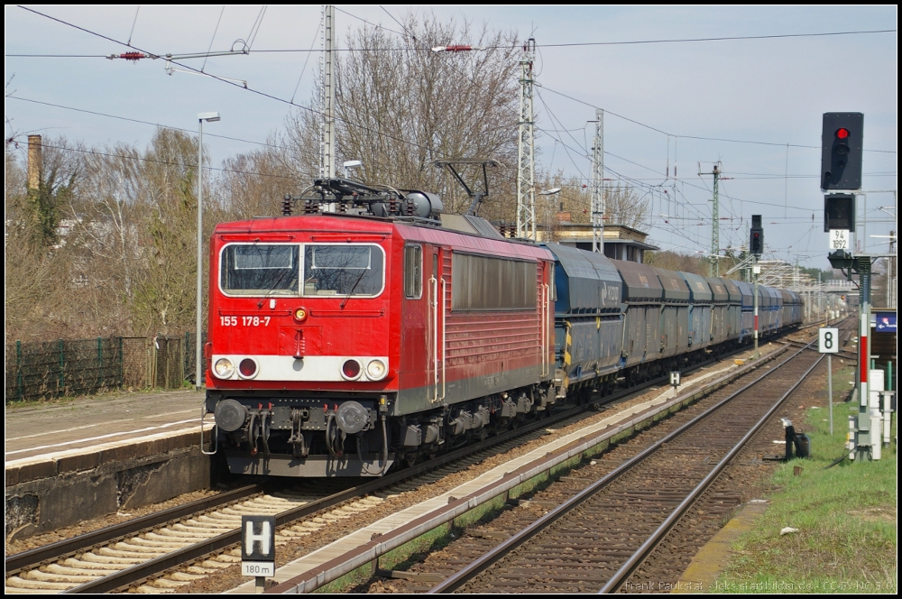 DB Schenker 155 178 mit PKPC Fals-Wagen am 18.04.2013 in Knigs Wusterhausen