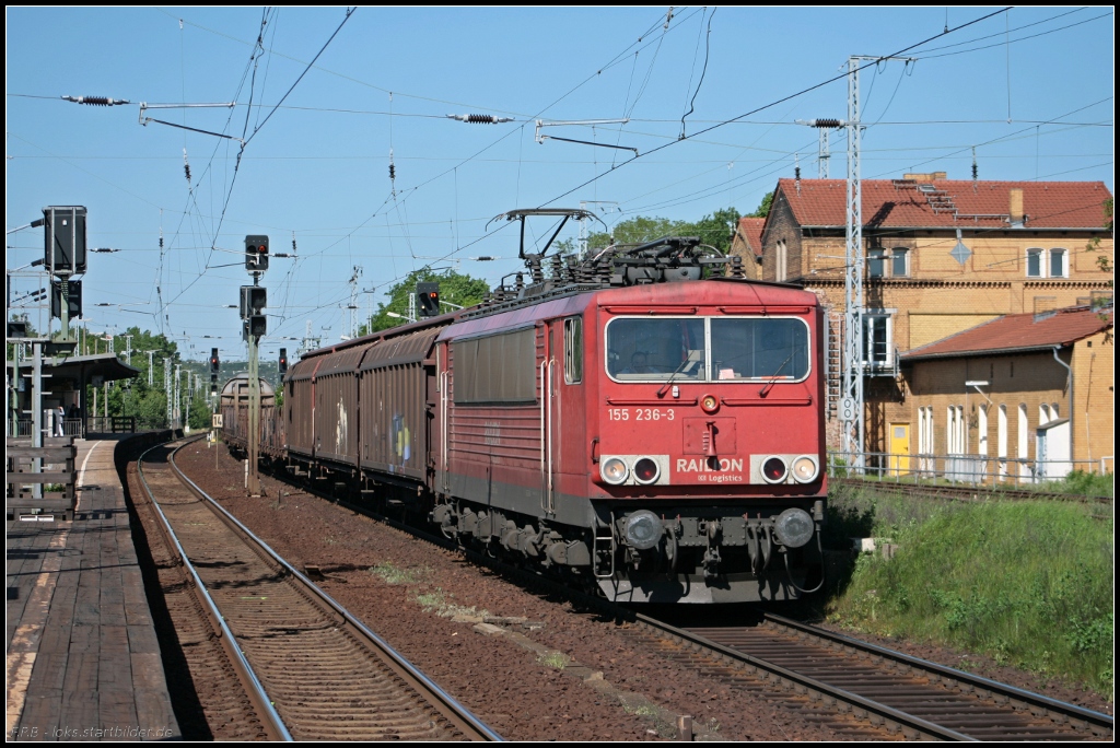 DB Schenker 155 236-3 mit einem gemischtem Güterzug Richtung Seddin (gesehen Michendorf 03.06.2010)