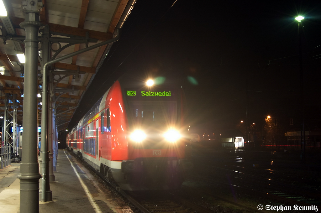 Die IRE-Garnitur (Magdeburg-Berlin-Express) am Sonntag als RB29 (RB 27576) von Stendal nach Salzwedel in Stendal. Geschoben hatte die 112 139  Otto hat Zugkraft . 22.01.2012