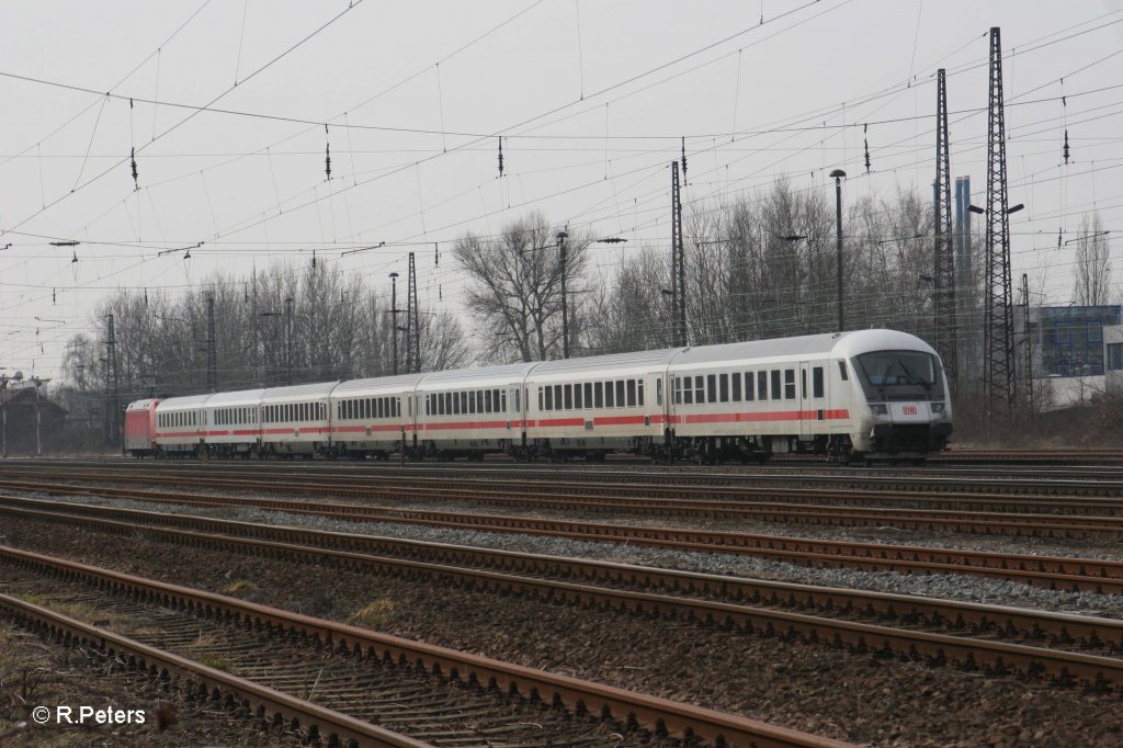 Ein Leerer InterCity in Leipzig Sch�nefeld. 12.03.11