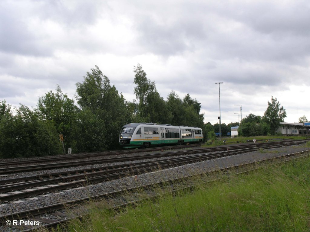 Ein VT f�hrt in Marktredwitz ein auf den Weg nach Hof. 11.06.09