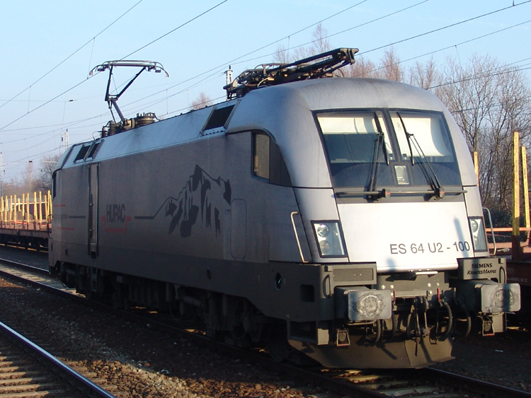 ES64 U2-100 kurz nach der Ankunft aus Stendal-Niedergrne.(26.02.2011)Bahnhof WRB 