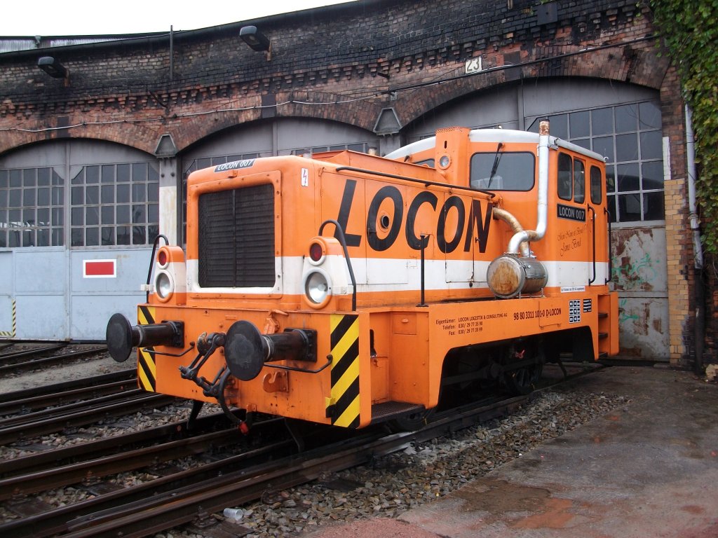 James Bond l��t gr��en:LOCON-007 am 16.Oktober 2010 in der Einsatzstelle Berlin Lichtenberg.