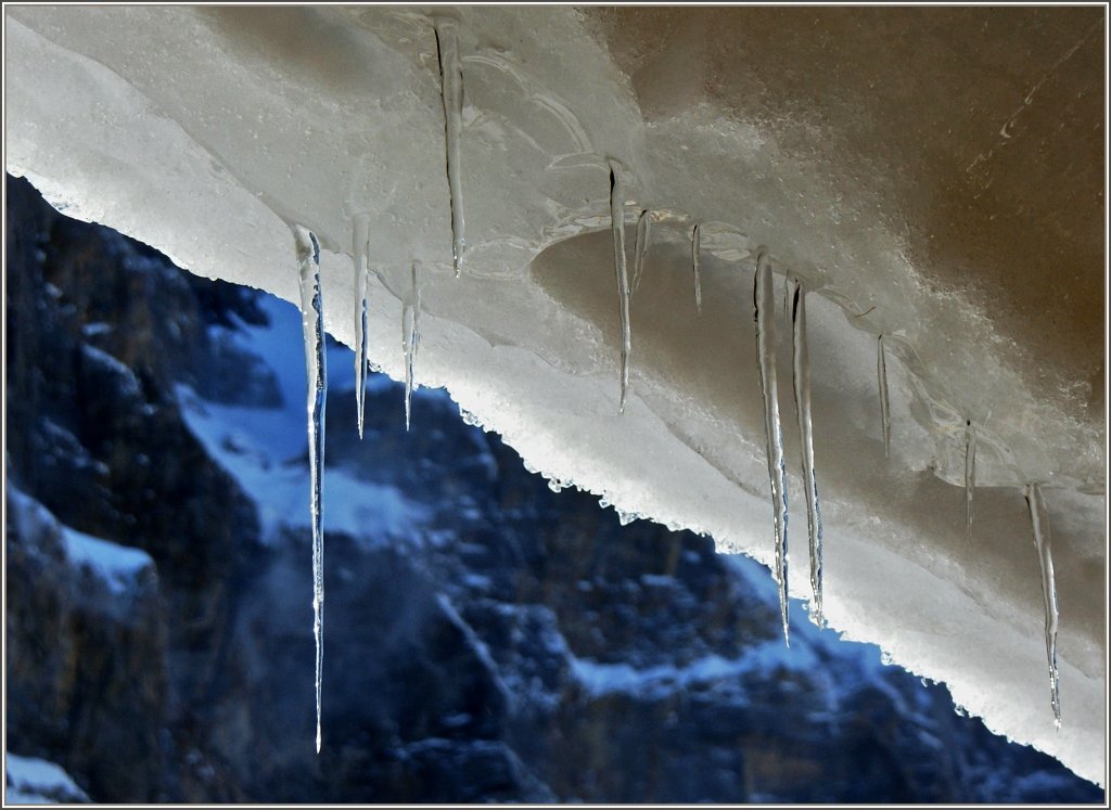 Kleine aber feine Eiszapfen
(06.02.2012)