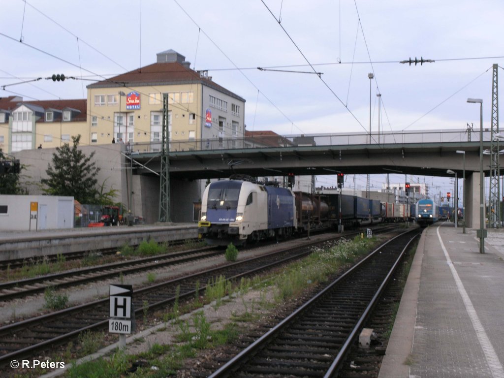 Leider Unscharf f�hrt ein Wiener Lokal Tauruz durch Regensburg HBF. 08.08.09