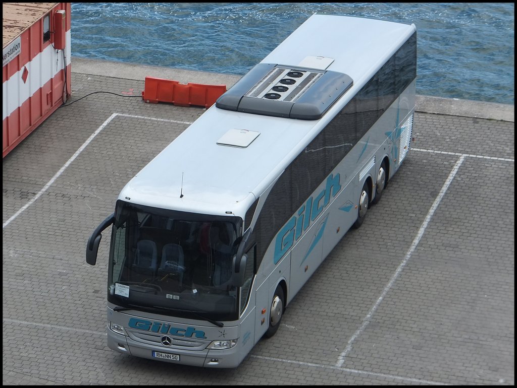 Mercedes Tourismo von Gilch aus Deutschland im Stadthafen Sassnitz.