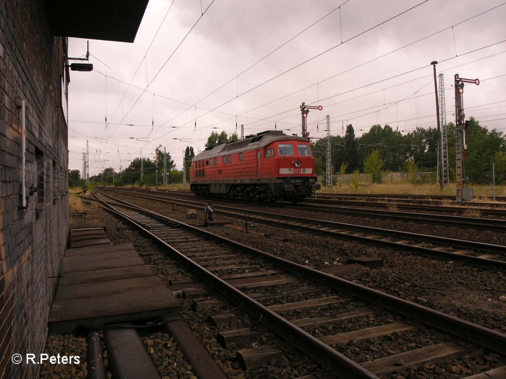 Nachschuss von 232 245-1 in Eisenh�ttenstadt auf dem Weg nach Guben. 10.07.08