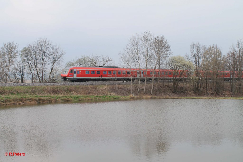 Nachschuss vom RE3696 Regensburg - Hof s�dlich von Wiesau. 22.04.13