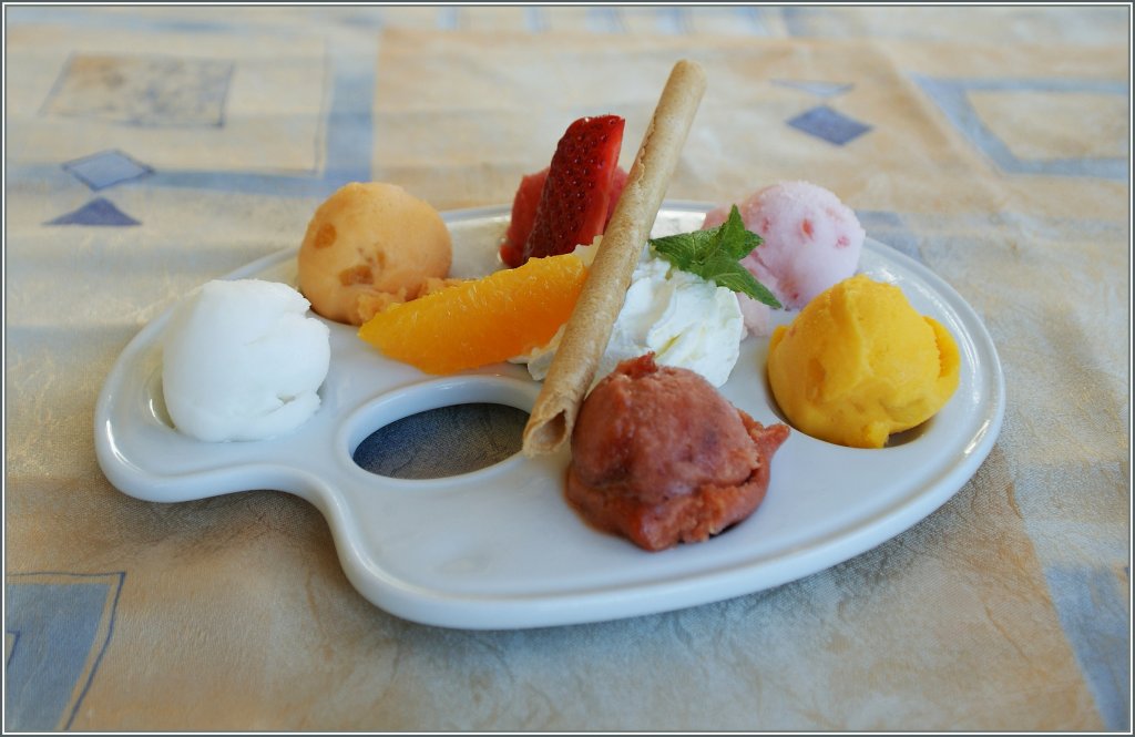  Palette de Sorbets  heisst dieser k�stliche und leichte Nachtisch in ein gem�tlichen Restaurant am Genfersee in Villeneuve. 
29. M�rz 2011