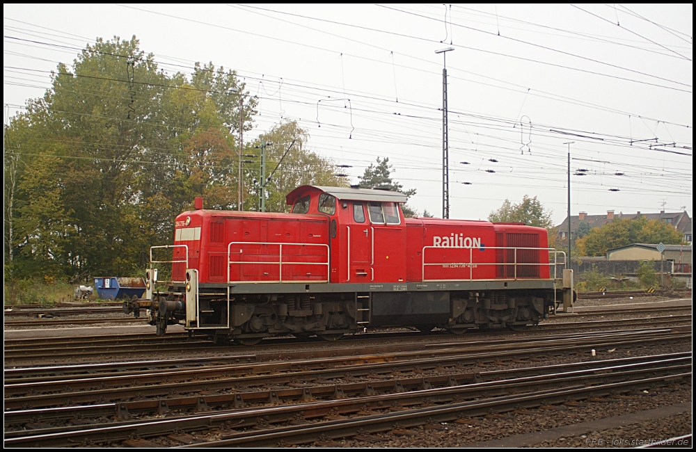 Railion 274 736-4 rangiert im Rbf (gesehen Bebra 14.10.2010)