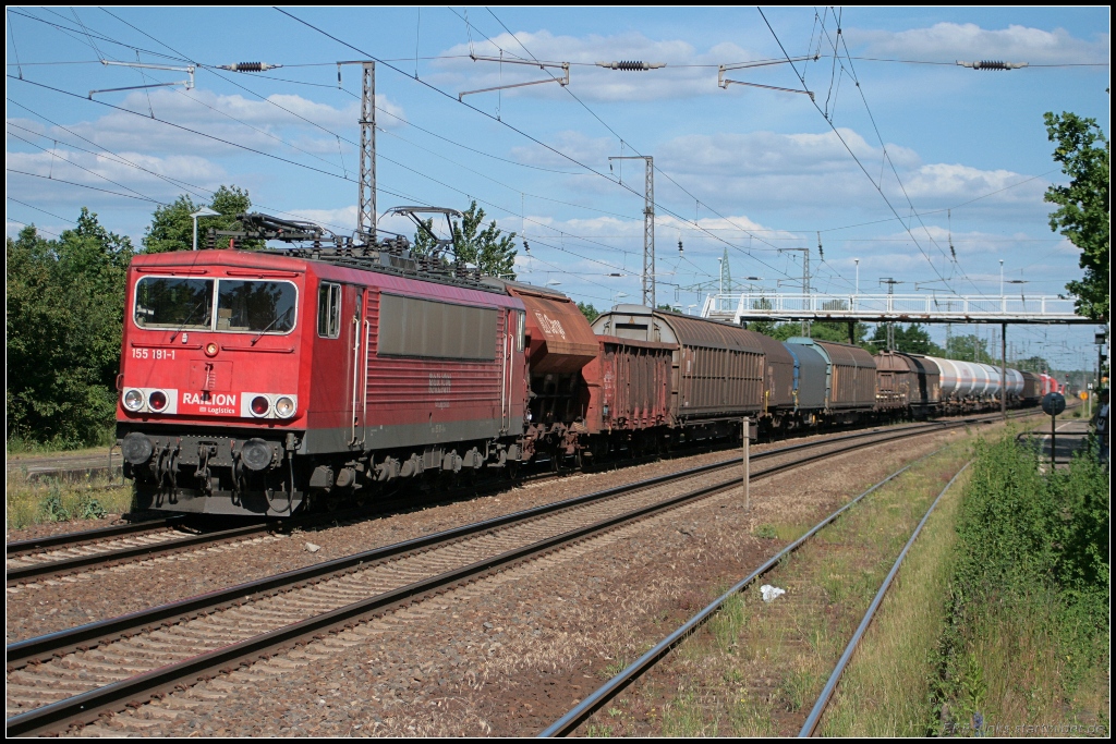 RAILION Logistics 155 191-1 mit gemischtem Güterzug Richtung Seddin (gesehen Nuthetal-Saarmund 16.06.2010)