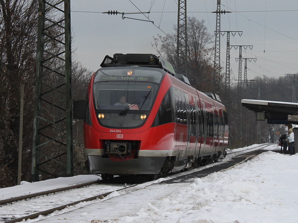 RE22 nach Trier Hbf in K�ln-West am 28.12.2010