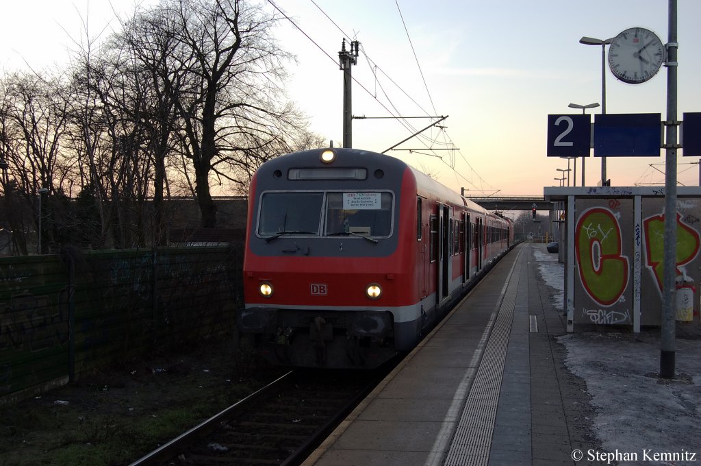 Steuerwagen Bxf 796 von der RB13 S-Bahn Erg�nzung in Wustermark. 10.01.2011
