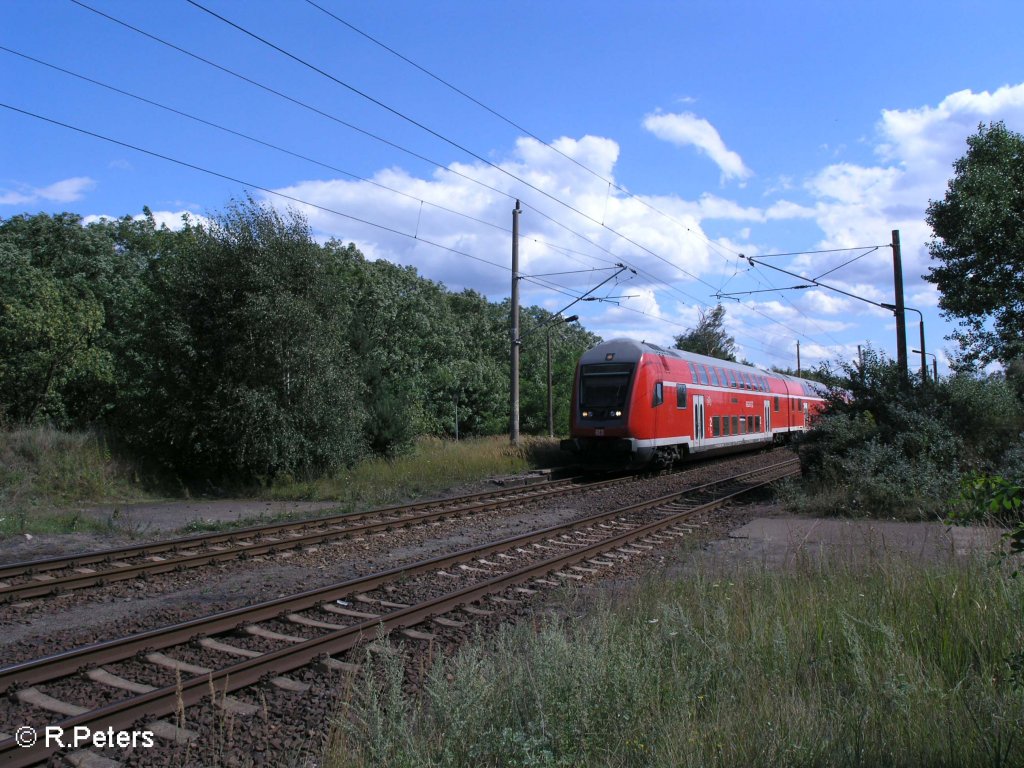 Steuerwagen vom RE1 Magdeburg HBF beim ex B� Vogelsang. 13.08.08