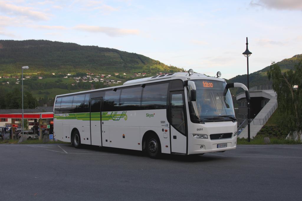 �berlandbus Volvo des Unternehmen Skyss hier in Voss / Norwegen am 10.6.2012.