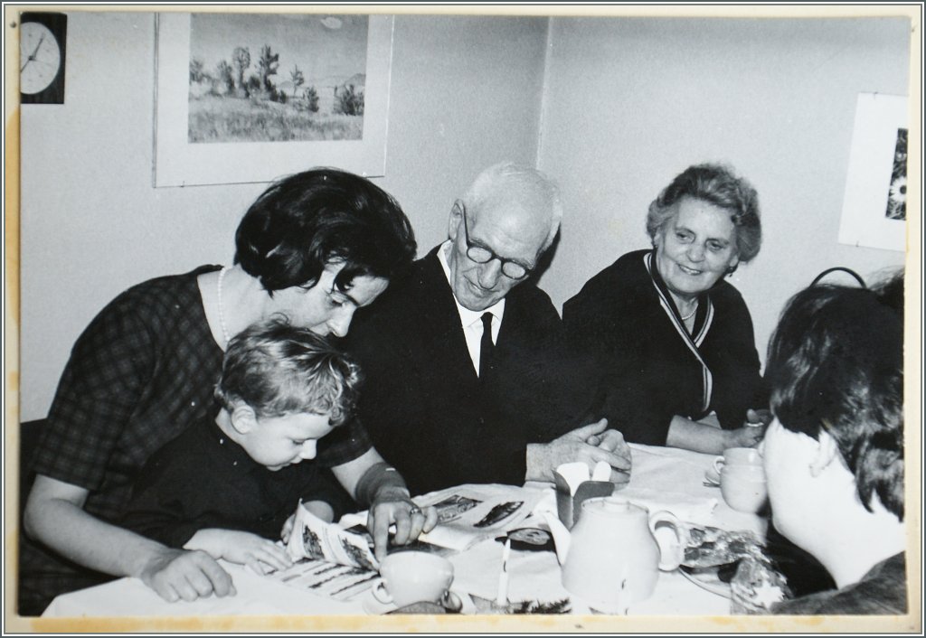 ...und 50 Jahre sp�ter (1966)
Fotografiertes Foto/Fotograf des Basisbildes: Mein Vater 