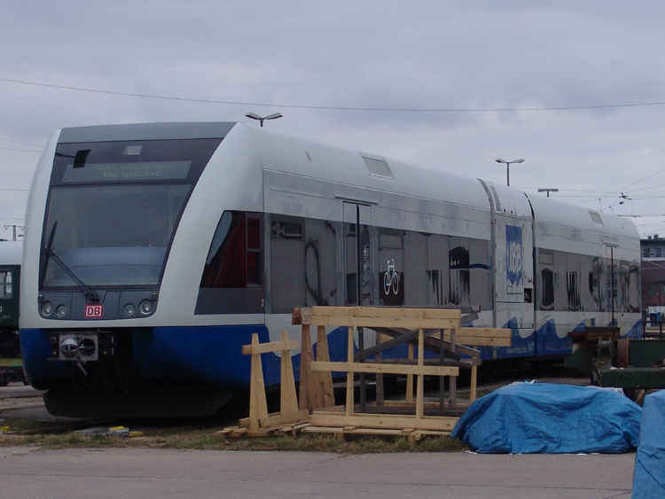 Usedomer Bderbahn abgestellt im BW Rostock Hbf.(19.02.2011)