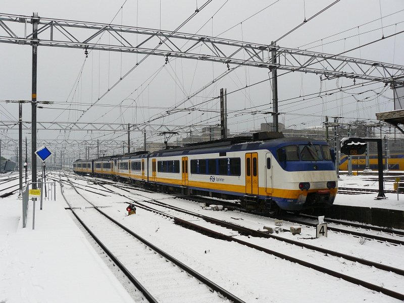 Utrecht centraal station 17-12-2009.