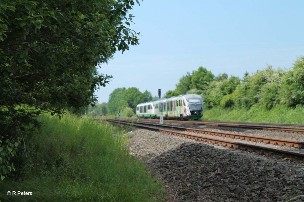 Vertr�umter Blick auf das VBG Doppel nach Regensburg und VT04 bei Sch�nfeld. 13.06.13