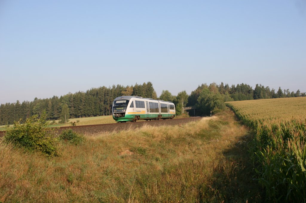 VT12   Landkreis Tirschenreuth  als VBG8111 Hof - Regensburg bei Unterth�lau. 04.09.12