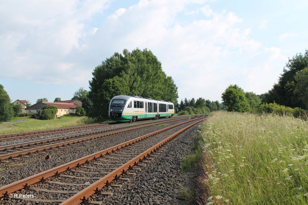 VT18 als VBG8111 Marktredwitz - Regensburg  bei Sch�nfeld. 02.07.13