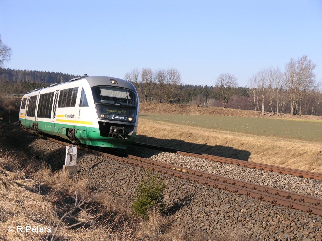 VT19 f�hrt bei Oberteich mit einer VBG nach Regensburg. 24.02.08