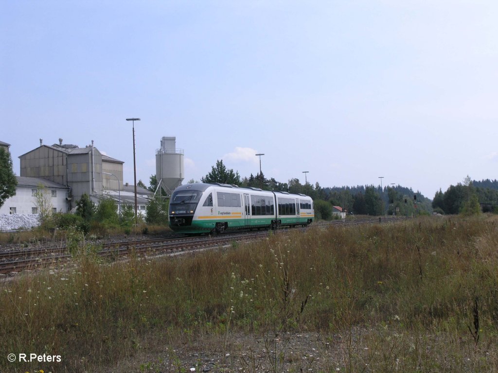 VT19 f�hrt in Wunsiedel-Holenbrunn als VBG86590 nach Hof. 25.08.09
