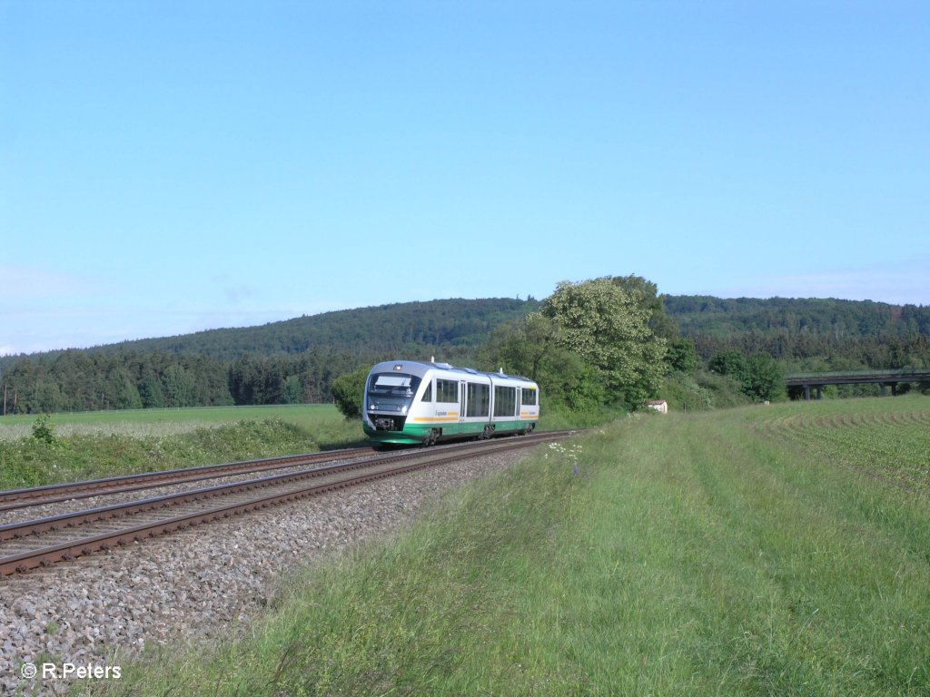 VT25 als �berf�hrungsfahrt nach Schwandorf bei Oberteich. 08.06.09 