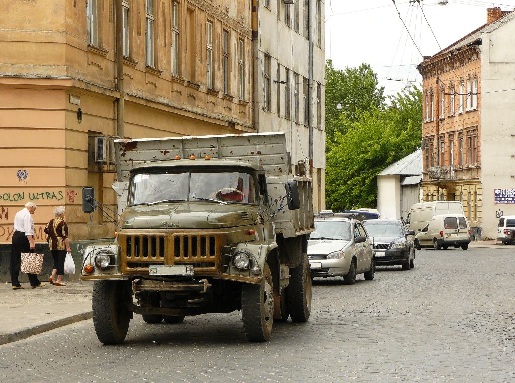 ZIL 131 LKW Vul. Korotka, Lviv, Ukraine 25-05-2012.