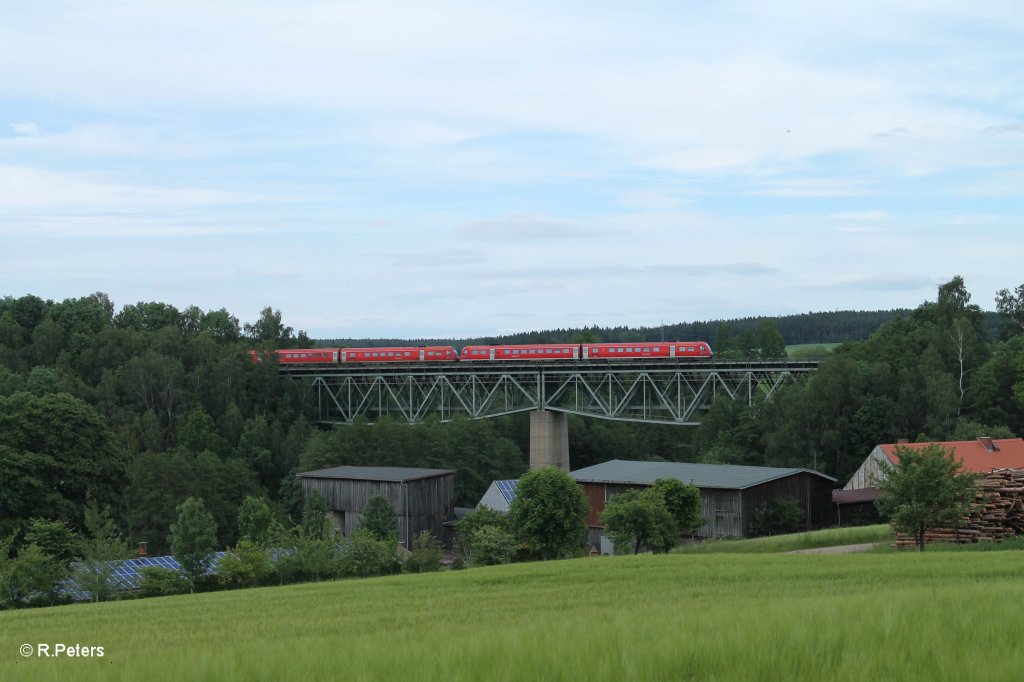 Zwei 612er auf dem Viadukt in Unterth�lau.14.06.13