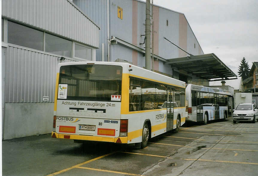 (084'714) - Aus Oesterreich: PostBus - PT 58'001 - Lanz+Marti/Hess Personenanhnger am 8. Mai 2006 in Thun, Expo