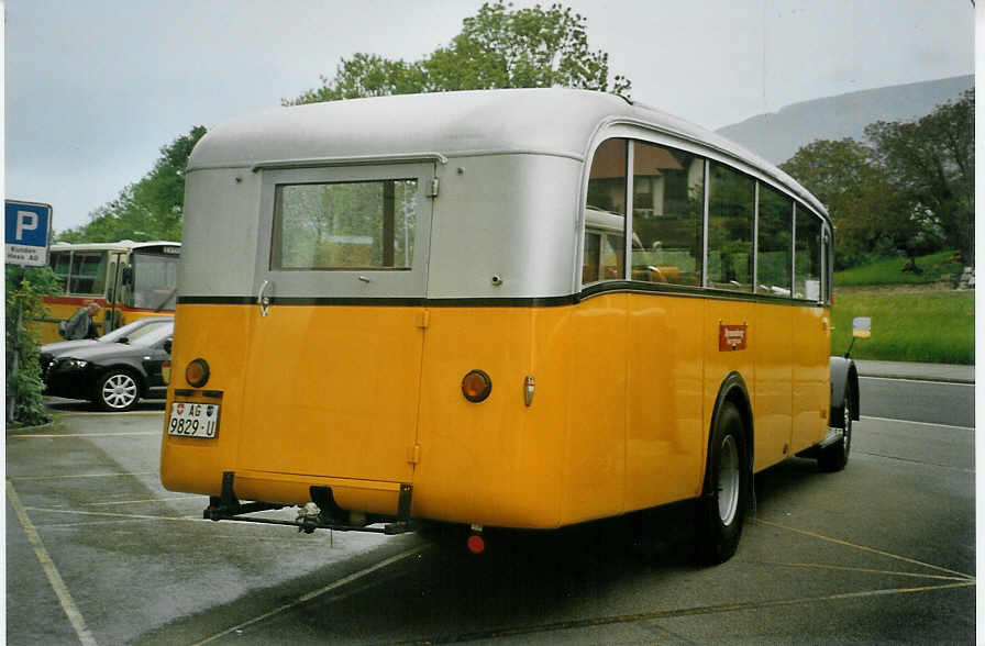 (085'317) - Holliger, Gontenschwil - AG 9829 U - Saurer/Saurer (ex AAGL Liestal; ex LLB Susten; ex Tischhauser, Oberschan) am 20. Mai 2006 in Bellach, Hess