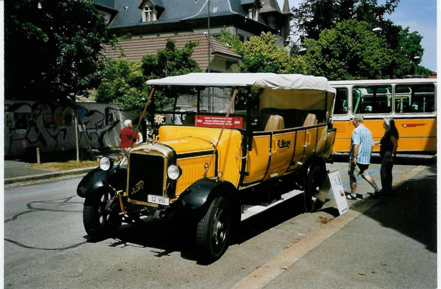 (086'910) - Rllin, Hirzel - SZ 955 - FBW/Seitz-Hess (ex RhV Altsttten Nr. 31; ex P 2881/1529) am 25. Juni 2006 in Bern, Museum fr Kommunikation