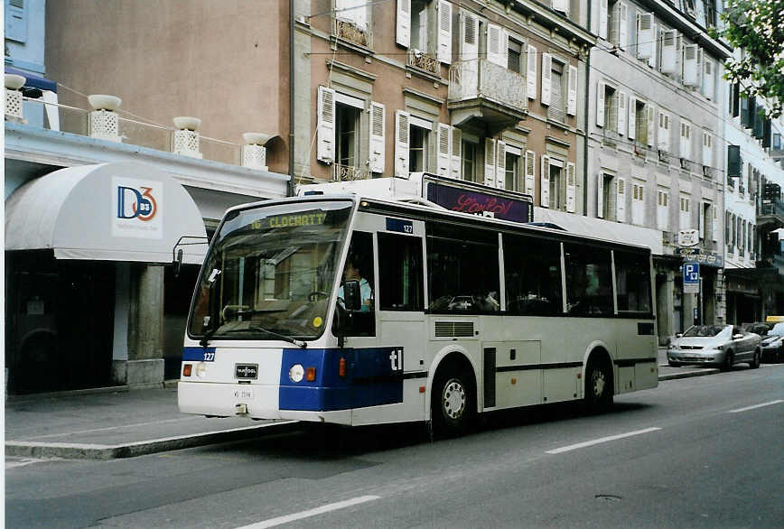 (087'804) - TL Lausanne - Nr. 127/VD 1596 - Van Hool am 26. Juli 2006 in Lausanne, Tunnel