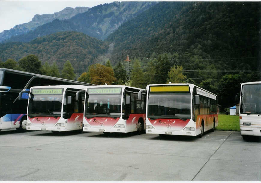 (089'605) - BGU Grenchen - Nr. 14/SO 104'010 + Nr. 20/SO 130'022 + Nr. 9/SO 66'578 - Mercedes am 3. September 2006 in Interlaken, Flugplatz