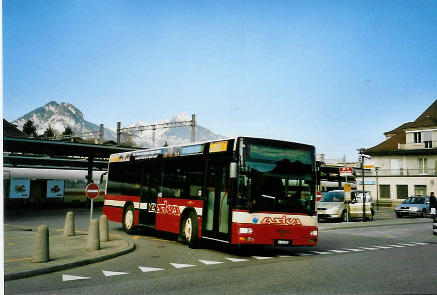 (093'523) - ASKA Aeschi - Nr. 5/BE 503'083 - MAN am 2. April 2007 beim Bahnhof Spiez