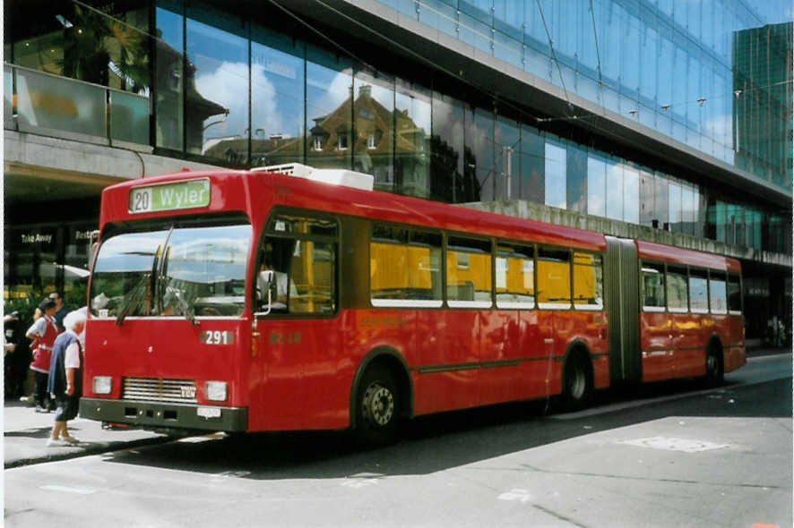 (095'416) - Bernmobil, Bern - Nr. 291/BE 419'291 - Volvo/R&J-Hess-Gangloff am 8. Juni 2007 beim Bahnhof Bern