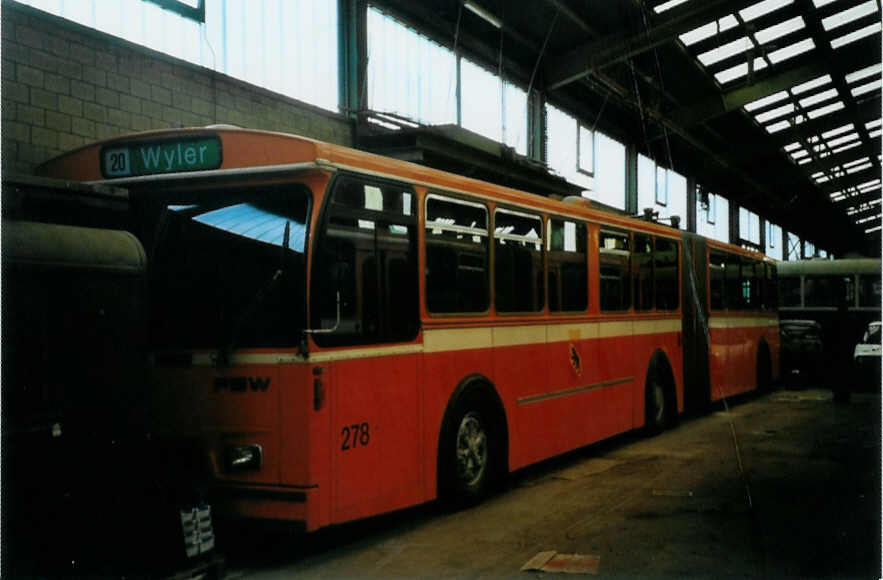 (098'424) - SVB Bern (RWB) - Nr. 278 - FBW/Hess-R&J am 9. September 2007 in Oberburg, Ziegelgut