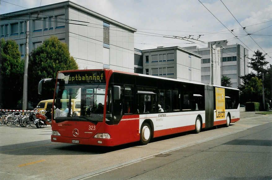 (098'703) - SW Winterthur - Nr. 323/ZH 687'323 - Mercedes am 15. September 2007 in Winterthur, Depot Grzefeld