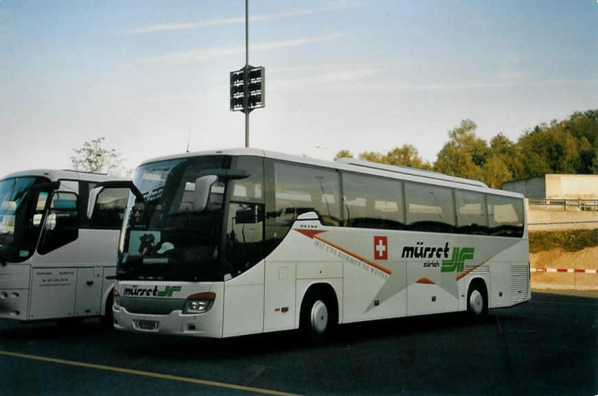 (098'718) - Mrset, Zrich - ZH 738'920 - Setra am 15. September 2007 in Zrich, Flughafen