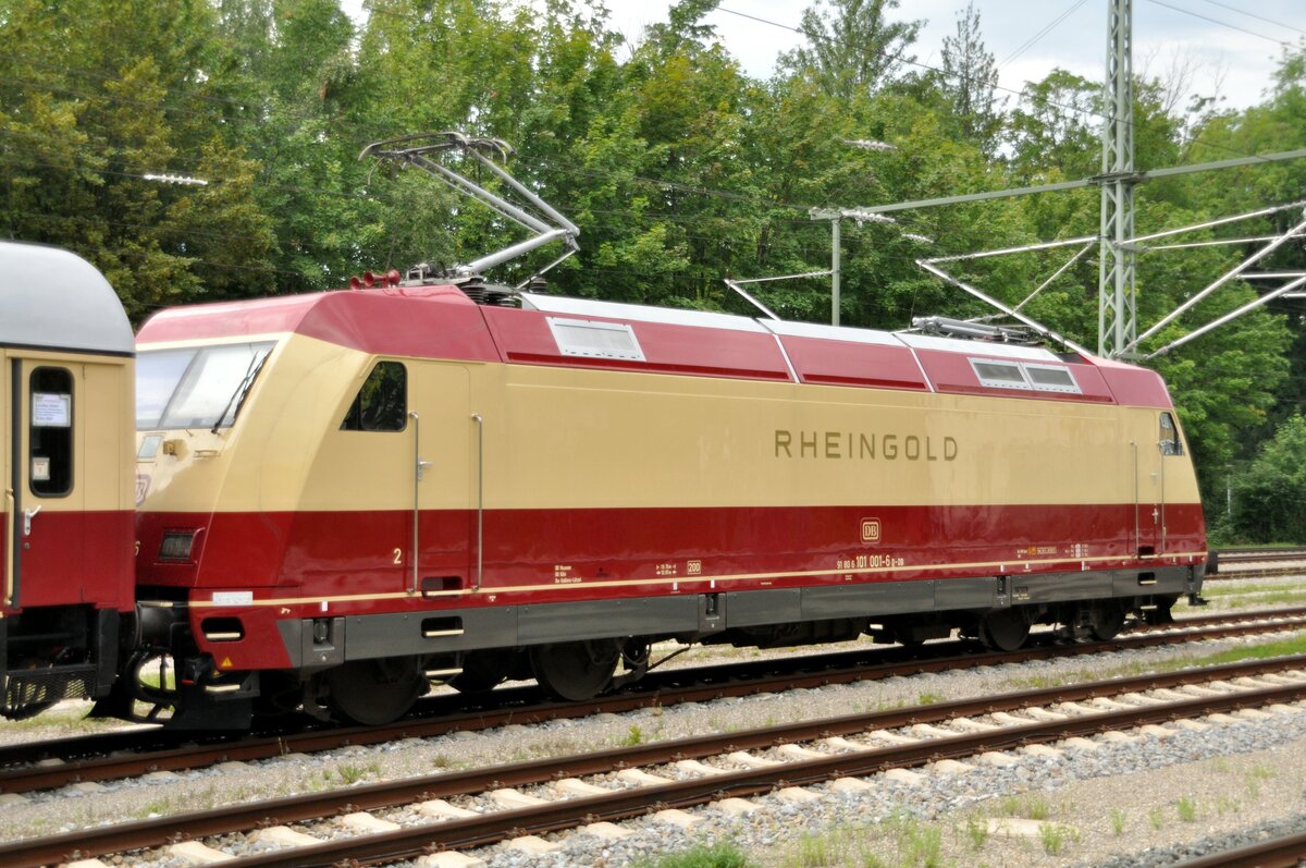 101 001-6 Rheingold in Lindau-Reutin am 12.08.2023.