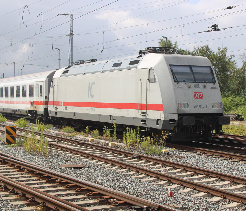 101 013 lief am Morgen ab Rostock bis Lübeck Hbf kalt mit.02.08.2025