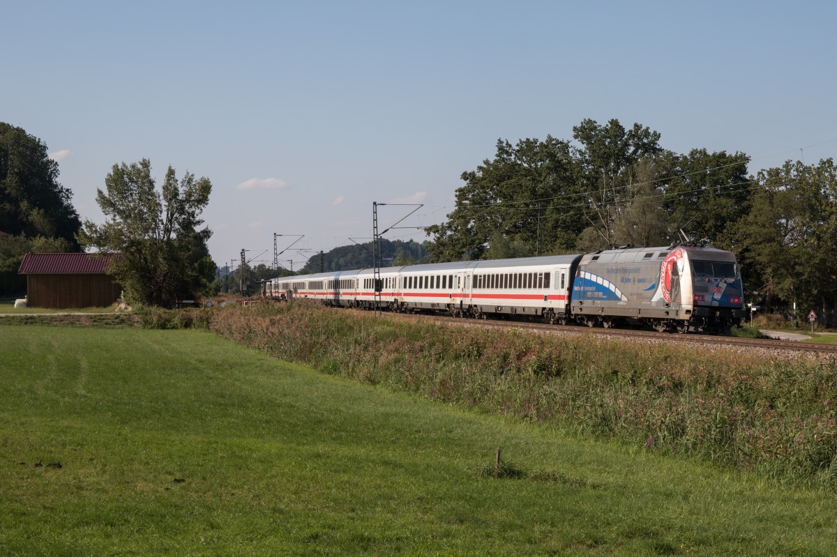 101 060-2  Polizei  war am 22. August 2015 bei Weisham schiebend in Richtung Mnchen unterwegs.