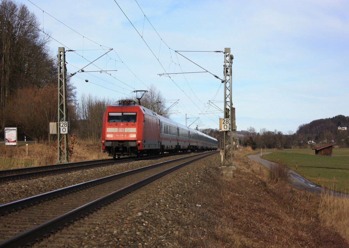 101 117-0 auf dem Weg nach Salzburg am 8. Februar 2014 bei Weisham.