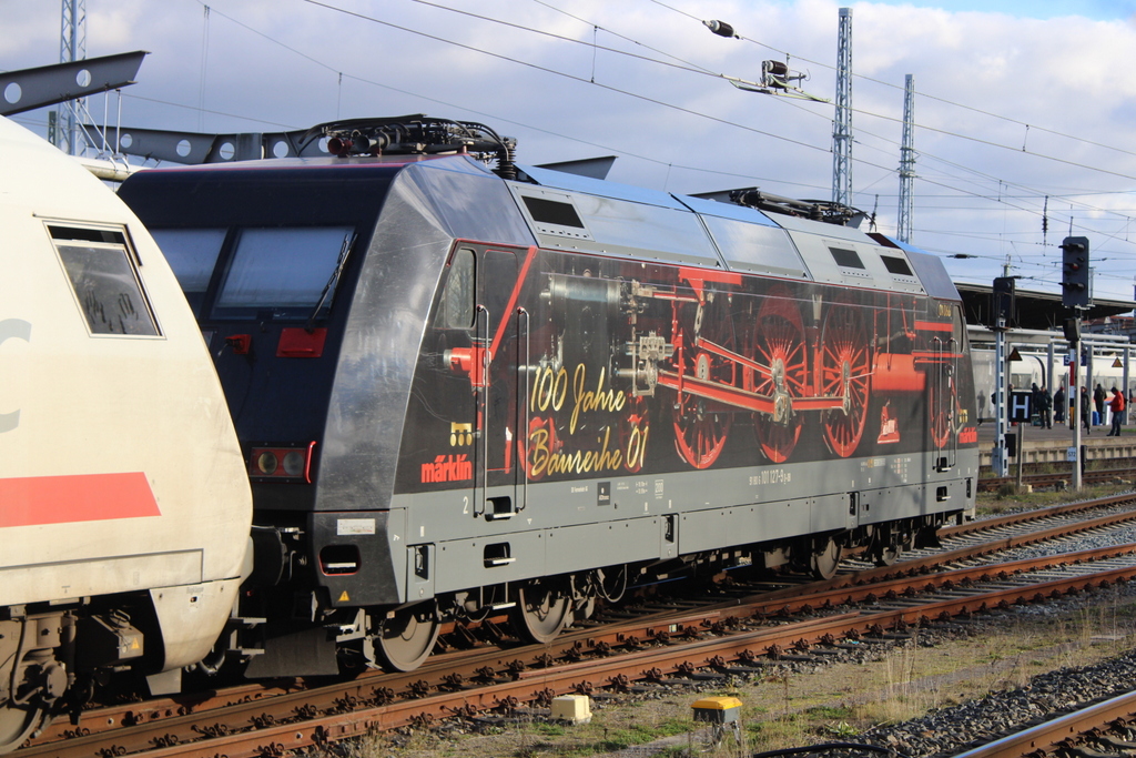 101 127(100 Jahre BR 01 am 21.11.2025 im Rostocker Hbf)