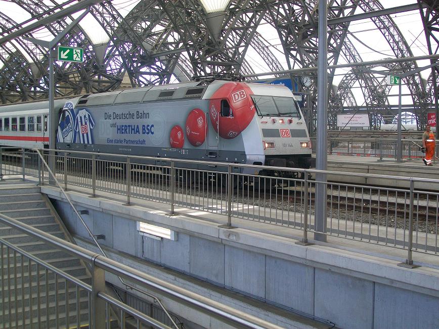 101 144 in Dresden HBF am 02.07.2009